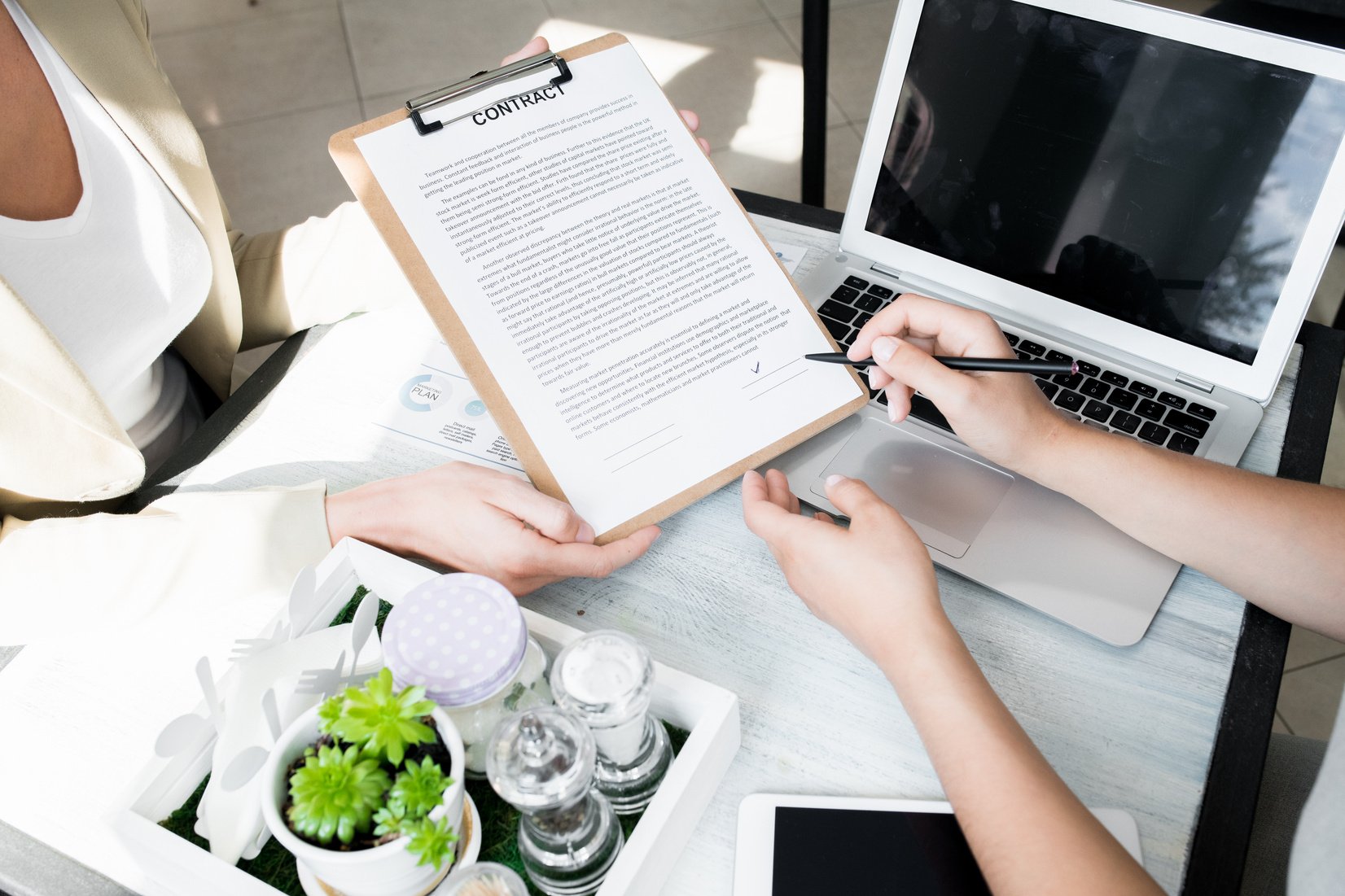 Client Signing Contract